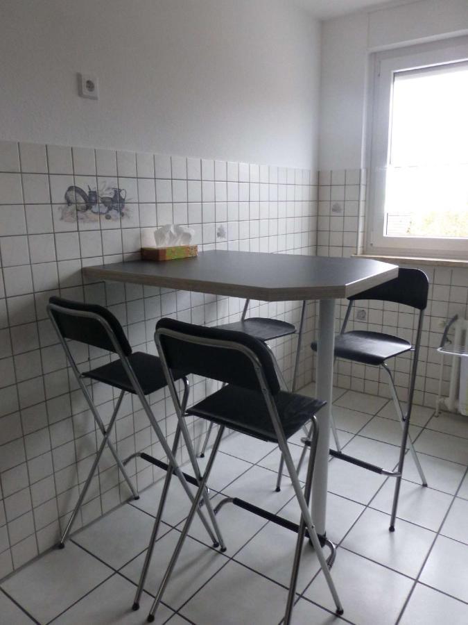 Ferienwohnung 'Zimmer Frei' 겔젠키르헨 외부 사진