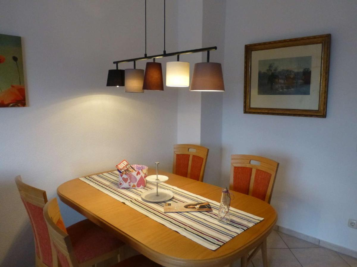 Ferienwohnung 'Zimmer Frei' 겔젠키르헨 외부 사진